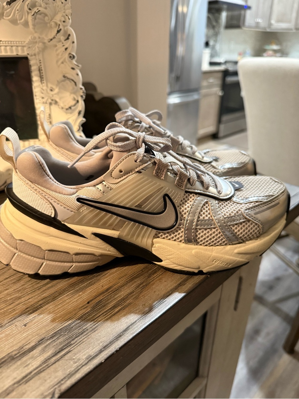 Nike women’s V2K run shoes